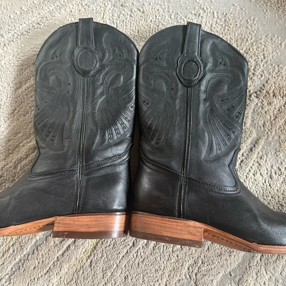 Aguila Real Black Leather Cowboys Boots Western Made in Mexico pointy toe 8